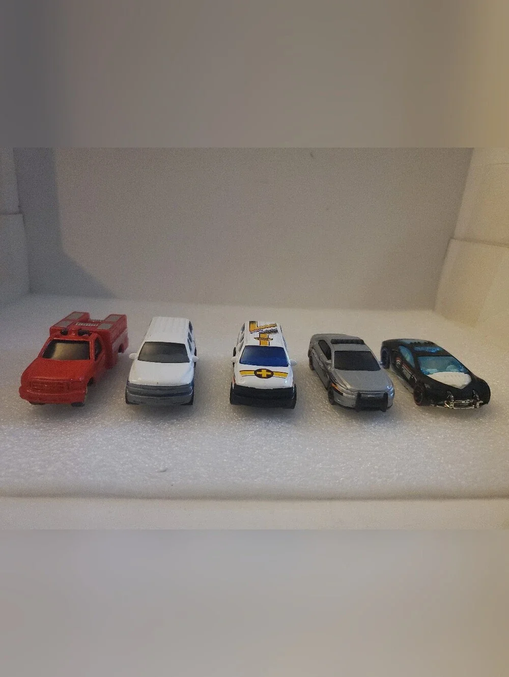 Lot Of 5 Emergency Vehicles Hot Wheels Matchbox Police Car Emergency Rescue #1